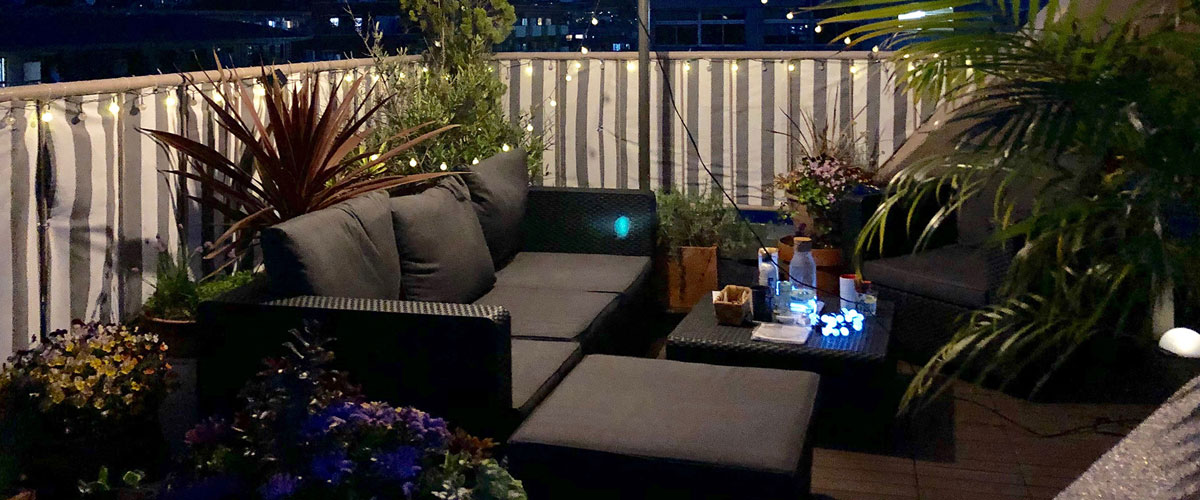 星空の下のナイト・ラウンジ