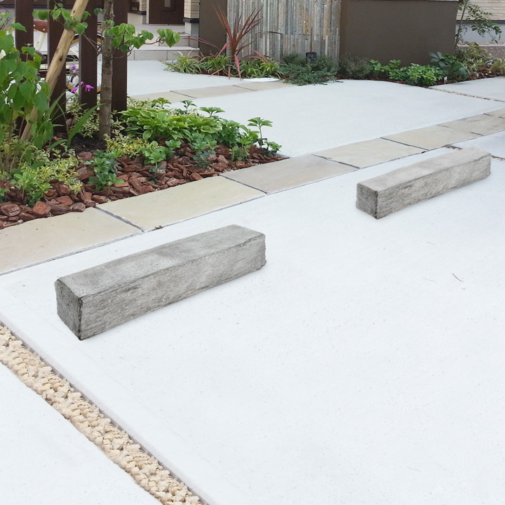 【コンクリート製車止め】「ウッディスリーパー 2本組セット」