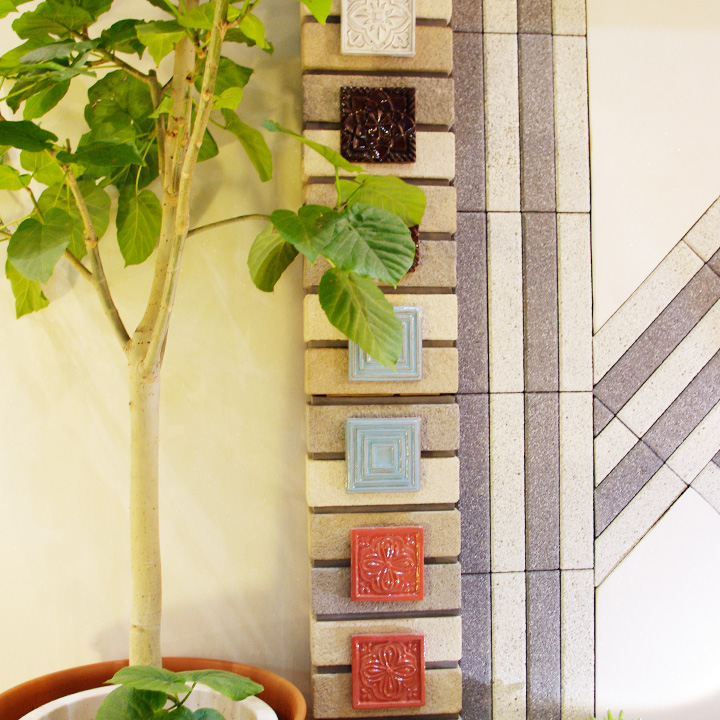 「irakato（イラカト） 瓦タイル 100角 ハナ1」