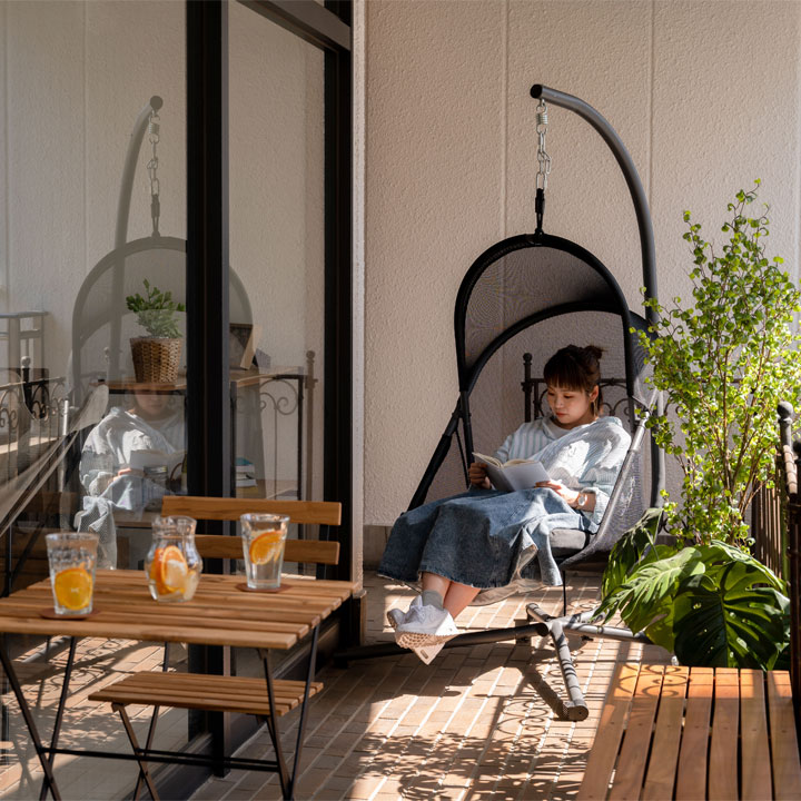 「日よけ付き ハンギングチェア ユラ」 クッション付き