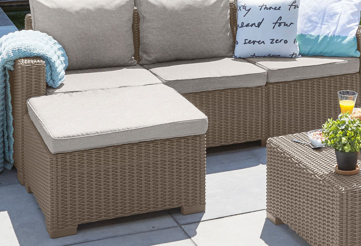 「フットスツール（オットマン） ケター（KETER） カリフォルニア（California Footstool）」