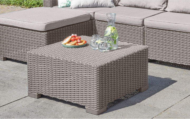 「テーブル ケター（KETER） カリフォルニア（California Table）」