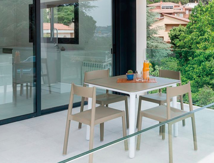 Resol Noa リソル ノア テーブル 90×90