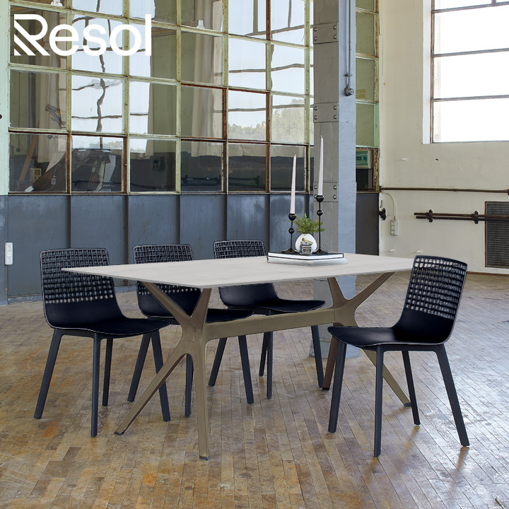 Resol Vela L リソル ヴェラ エル テーブル