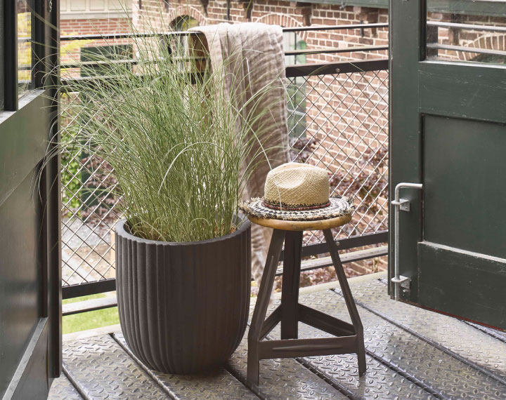 「カピ（Capi）Φ35×H34cm アーバンスムース エッグプランター（UrbanSmooth EggPlanter）」