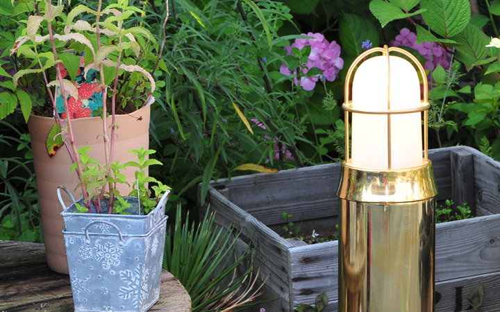マリンランプ 「真鍮ガーデンライト BH1000 くもりガラス LED」