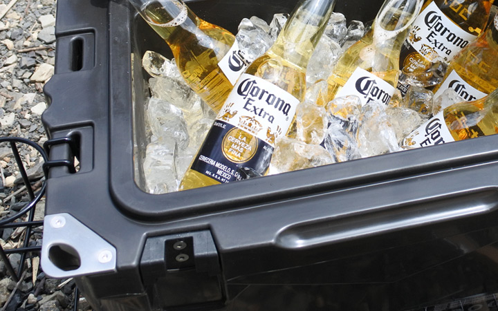 「ICE AGE coolers クーラーボックス 35QT（33.1L）」