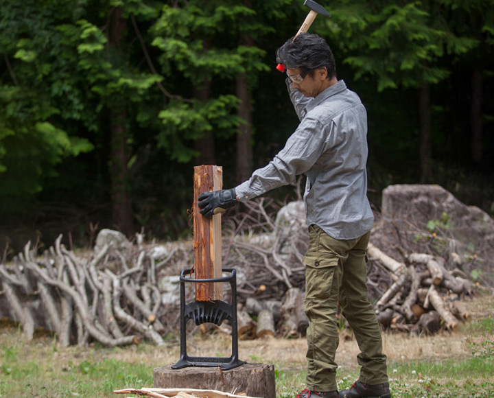 据置型薪割り機「キンドリングクラッカー キング」