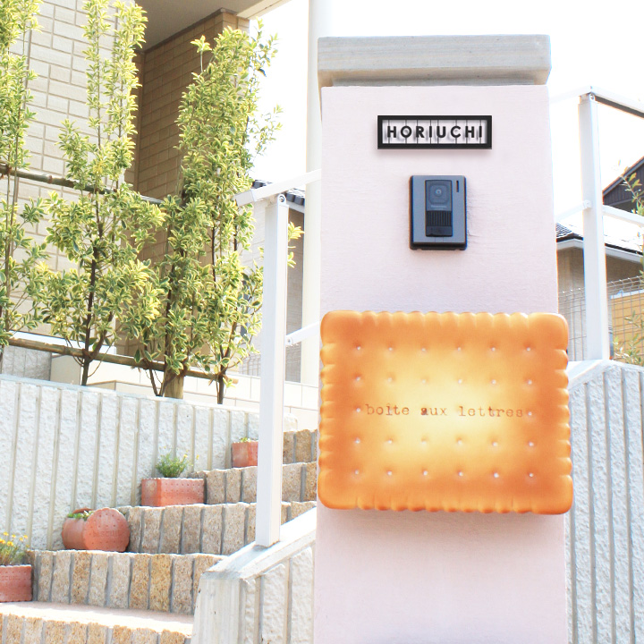 「郵便ポスト ビスケット」