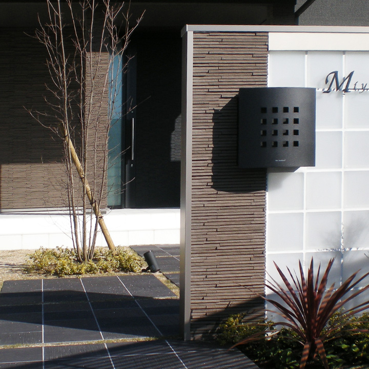 K.RAUCORD AMALFI ウッドグレイン テーブル Φ700