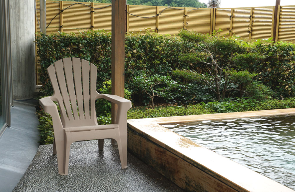 「樹脂性 アディロンダックチェア」