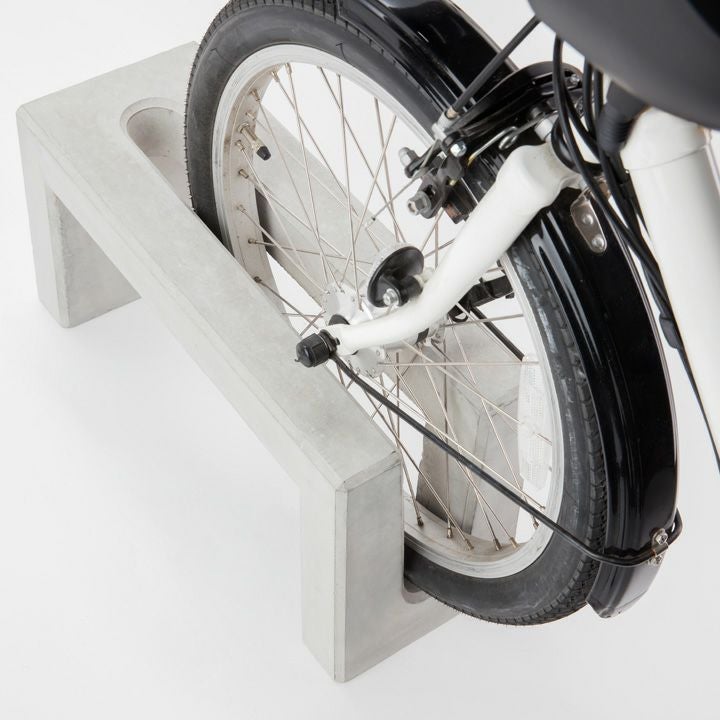 コンクリート製自転車スタンド Coco 片面1台用 アンカーピン付き