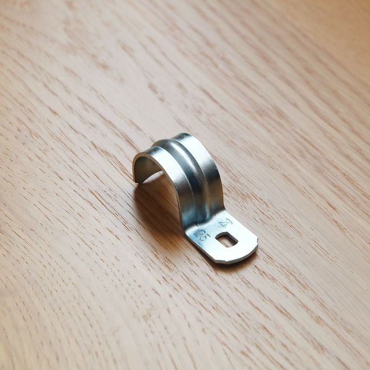DIY-ID パイプクランパー 片サドルバンド 25.4mmパイプ用」 | 《公式