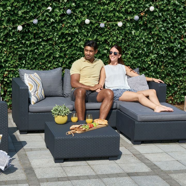 おしゃれ 樹脂製 三人掛け「3シーターソファ ケター（KETER） サルタ