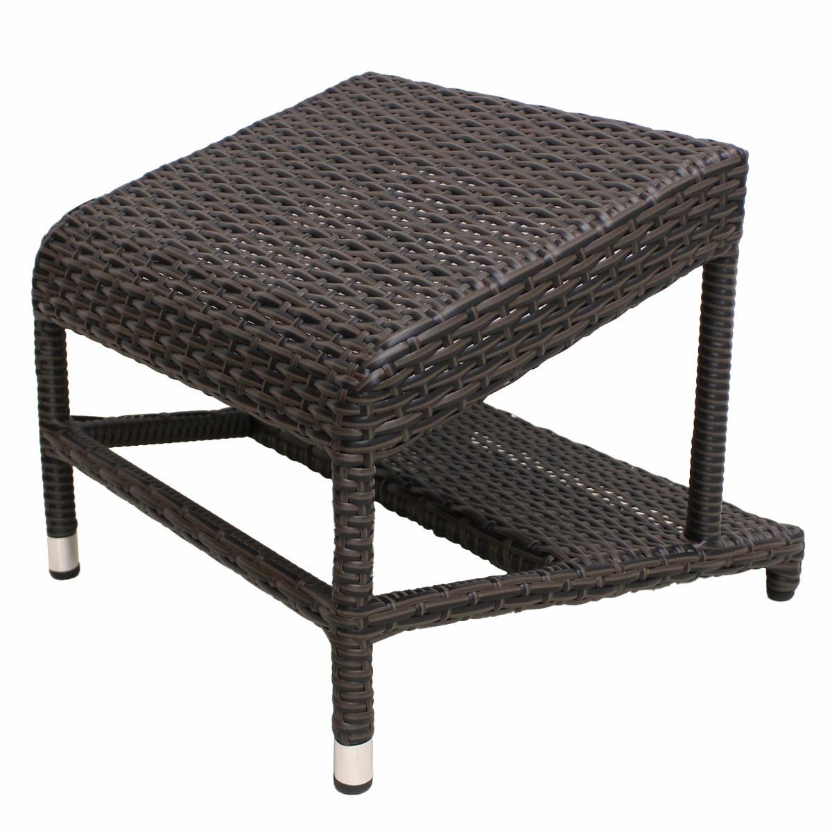 レックレストにもフットレストにもなるジューシーガーデンオリジナル屋外用の2WAYオットマン。人工ラタンとアルミフレームなので軽量で持ち運びも簡単。水洗可能。